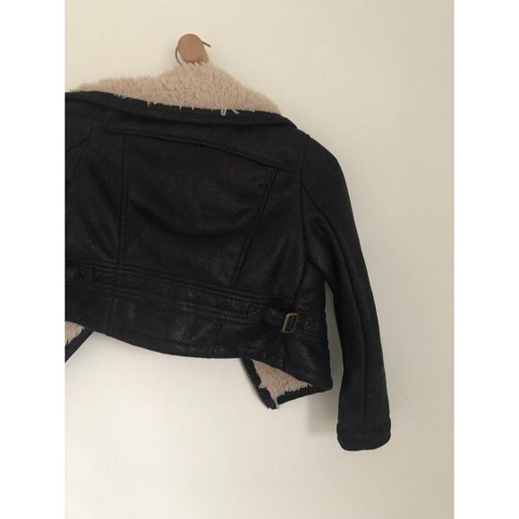 5–6Y Marks & Spencer Faux Fur & Leather Cropped Jacket - Picture 8 of 11